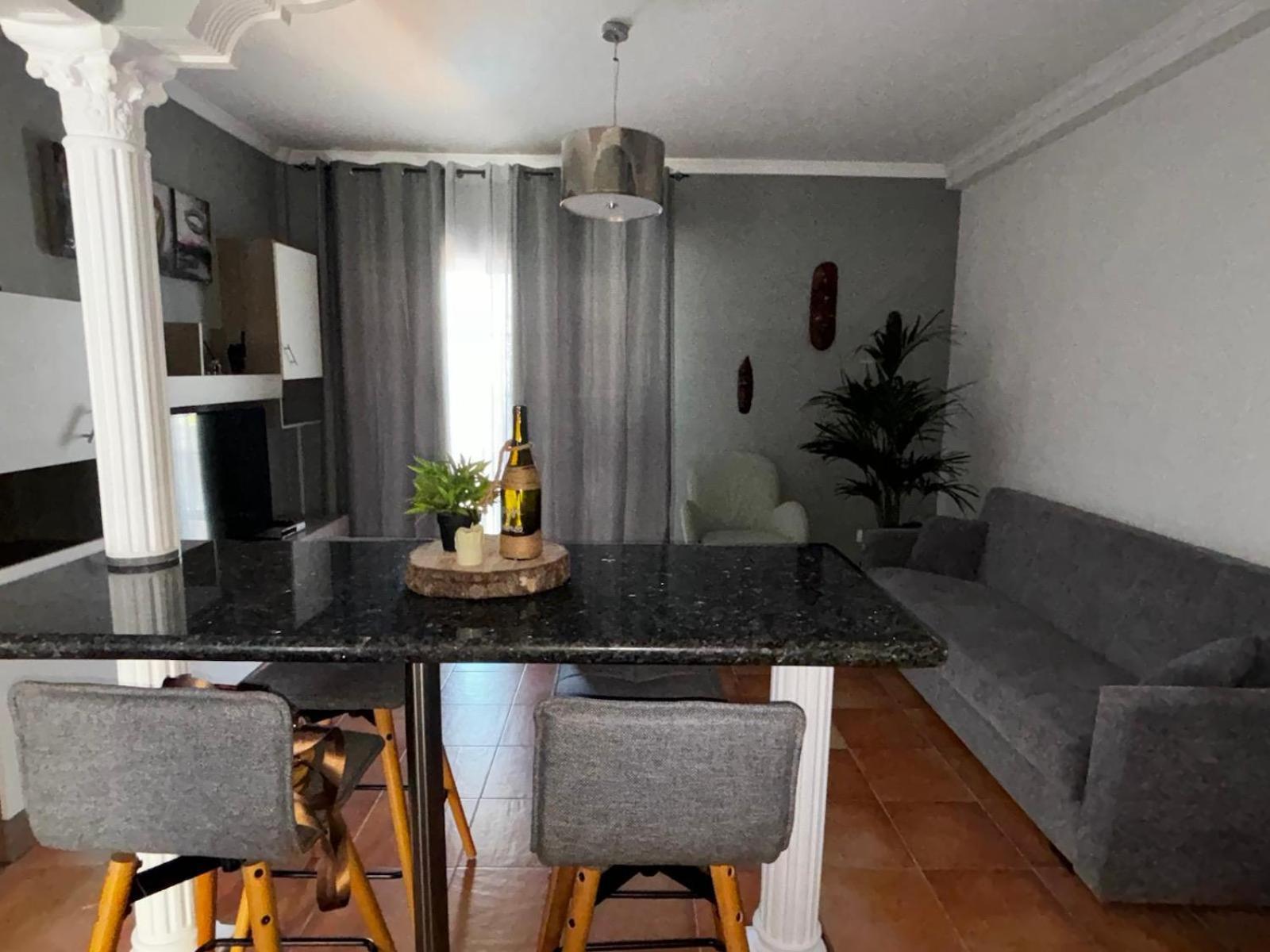Apartamento Hans San Antonio  Buitenkant foto